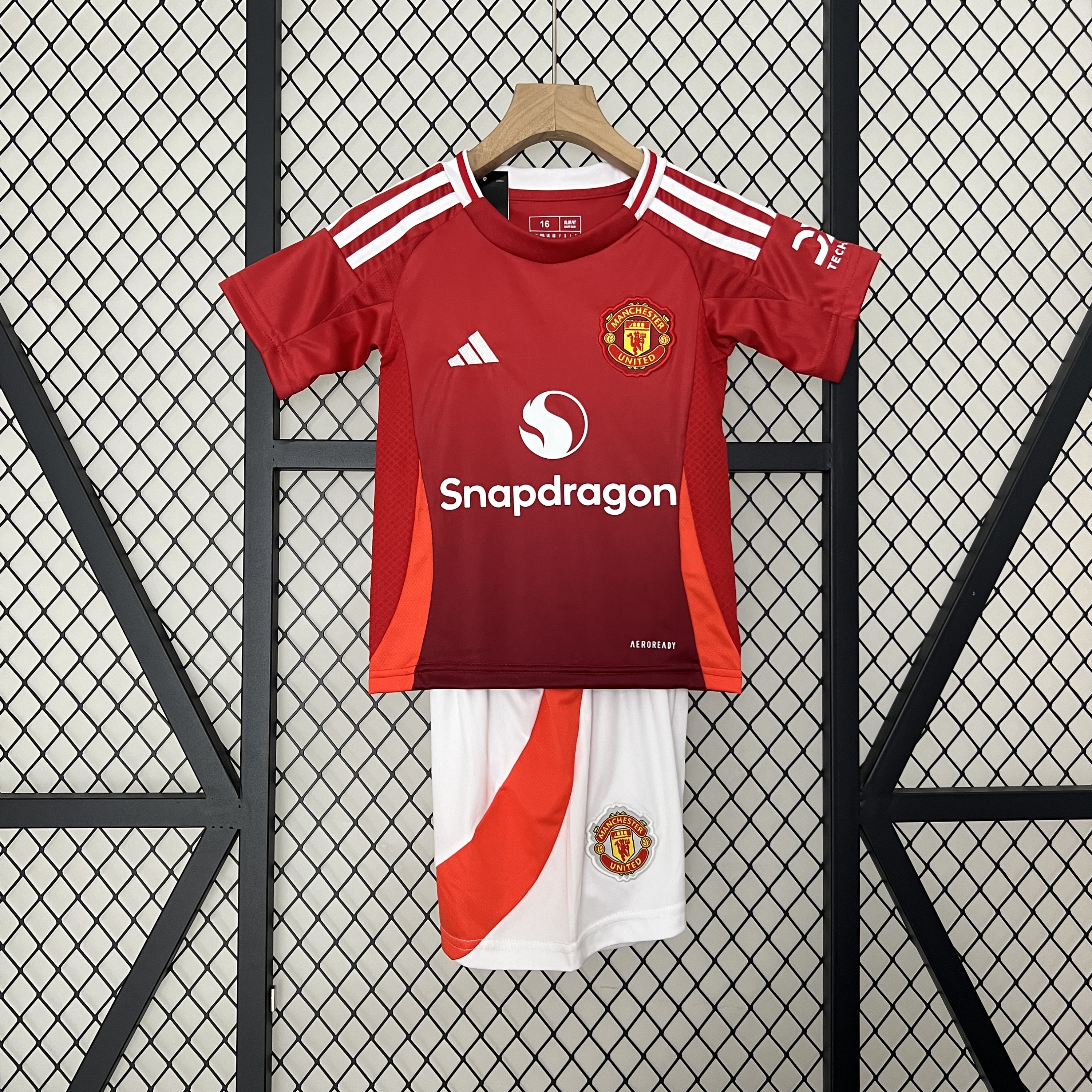 camisola crianca Manchester United